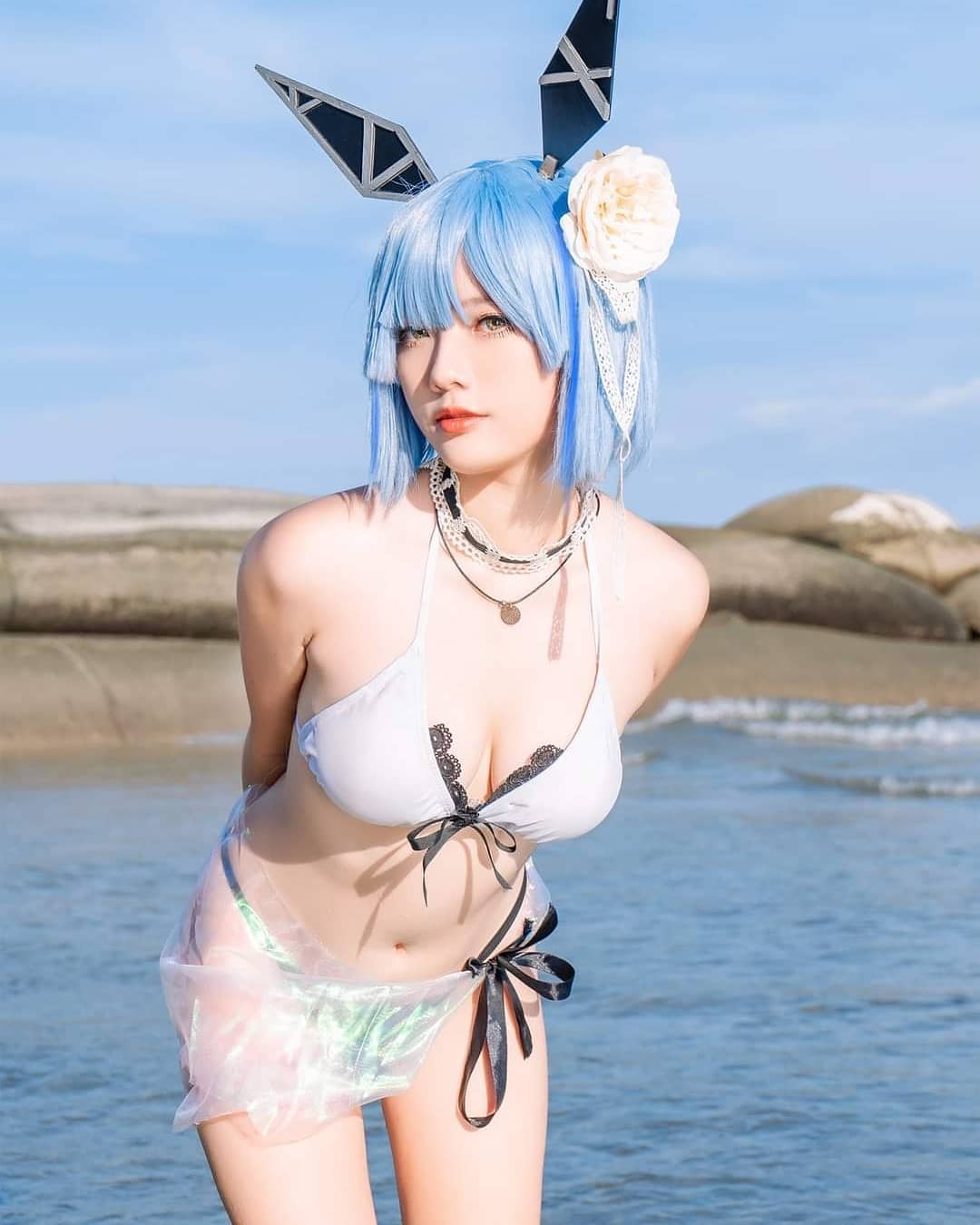 CosplayerMessieHuang QQLive Ứng dụng giải trí livestream chat với gái xinh anh messie huang cosplay mac bikini khoe body cuc ngon