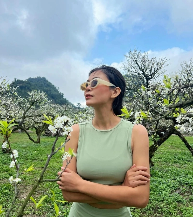 Phong cách đời thường của Mâu Thuy đầy thu hút