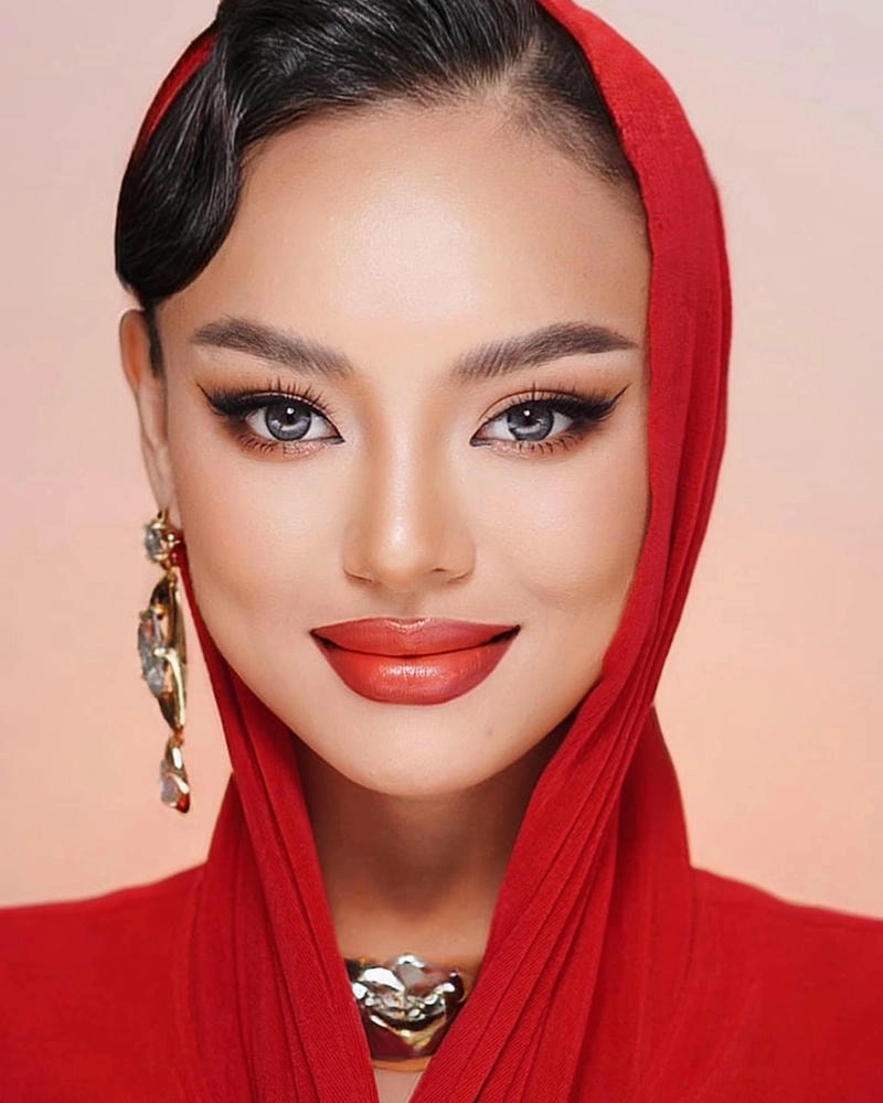 Tỏa sáng rực rỡ tại Mai Ngô Miss Grand