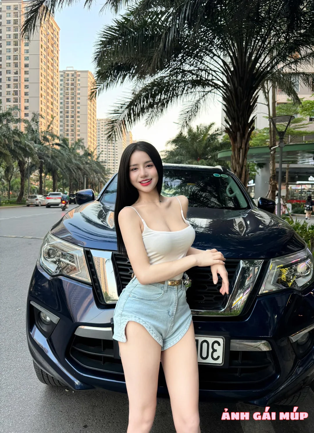 Eo Thon của Thư Ký Nhung Loramen Tuyệt Phẩm Trần Gian Tại QQLive