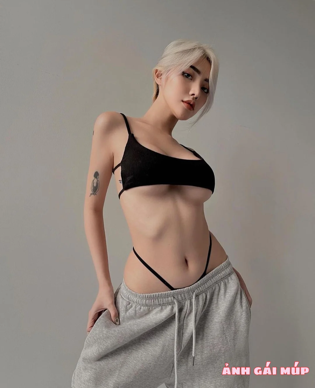 anhgaimup review anh gai eo thon nho 055 Ảnh Eo Thon Nhỏ 300+ Em Gái Vòng Eo Con Kiến Vạn Người Mê Ảnh Gái Sexy